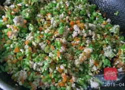 Illustration of how to make beans and meat buns 5