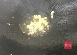 Illustration of how to make fried noodles with eggs 6