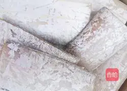 Illustration of how to use golden needle ribbons to welcome the New Year 5