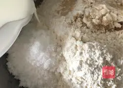 Illustration of how to make custard buns 2