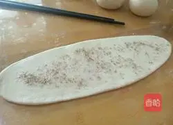 Illustration of whole wheat salt and pepper shell rolls 10