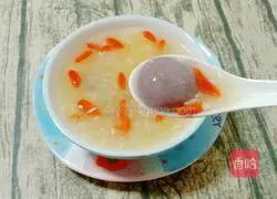 Illustration of how to make glutinous rice balls stuffed with white fungus and rice wine 14