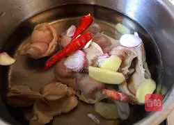 Illustration of how to make chicken gizzards in sauce 4