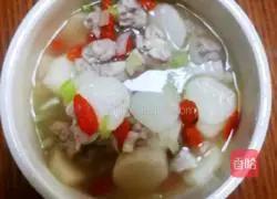 Illustration of how to make wolfberry, yam and sheep brain soup 10