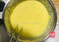 Illustration of how to make scallion cornmeal cake 3