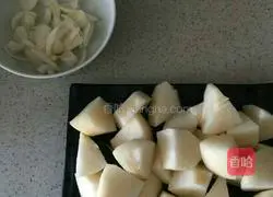 Illustration of how to make Sydney Lily Tremella Nourishing Lung Decoction 2