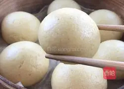 Illustration of one-time fermented cornmeal steamed buns 12