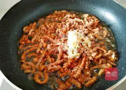 Illustration of Yangzhou dried shredded pork stir-fried 10