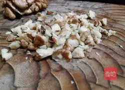 Illustration of how to make brown sugar jujube paste 5