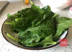 Illustration of how to make fancy custard buns 1