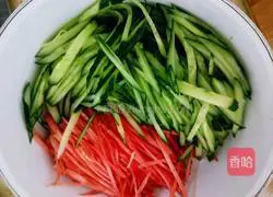 Illustration of how to make three shredded cold dishes 7