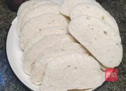 Illustration of how to make homemade lazy meal fried steamed buns 4