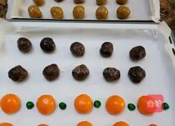 Illustration of how to make persimmon mooncakes 2