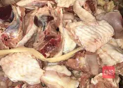 Illustration of how to cook old chicken stewed with parsnips 5