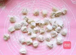 Illustration of how to make rose steamed dumplings 5