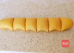 Illustration of how to make pumpkin steamed buns 11