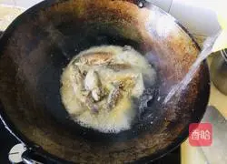 Winter Melon, Tofu and Crucian Carp Soup Recipe Illustration 4