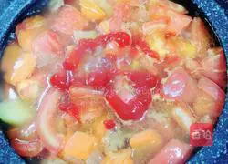 Tomato and ribs soup | Illustration of how to nourish skin and supplement calcium 15