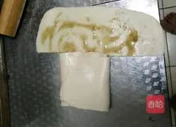 Illustration of how to make Tujia sauce-flavored cakes 11