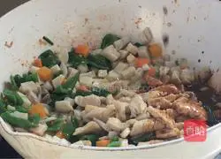 Pleurotus eryngii Illustration of how to make fried diced chicken 15