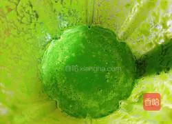 Spinach Chicken Cake (Soy Milk Water Egg Version) Recipe Illustration 5