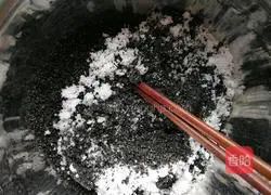 Illustration of how to make colorful glutinous rice balls 2