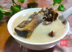 Illustration of how to make beef bone soup 6