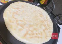 Illustration of how to cut steamed buns in Gushi pot 4