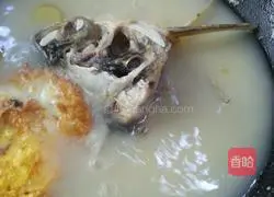 Illustration of how to make fish head soup 4