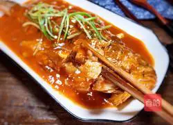 Illustration of how to make yellow croaker in tomato sauce 10