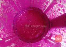 Illustration of how to make dreamy dragon fruit yogurt cup 6