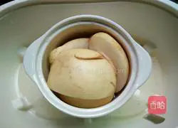 Illustration of how to make Lily Chuanbei pear juice 10