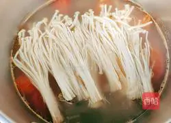 Enoki Mushroom Tomato Coconut Milk Beef Bone Soup Illustration 10 