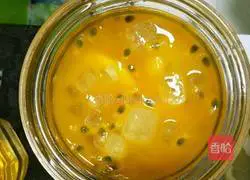 Lemon Passion Fruit Honey Tea Recipe Illustration 6