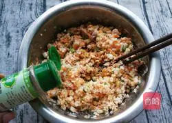 Illustration of how to make carrot and lotus root cake 11