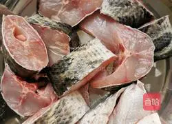 Illustration of braised black fish 2