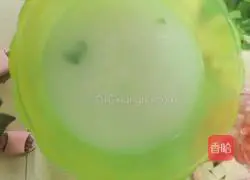 Illustration of how to make egg pimple soup 3