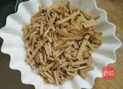 Illustration of how to make tofu skin buns 4