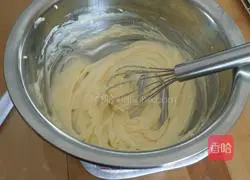 Illustration of how to make cream cheese cookies 3