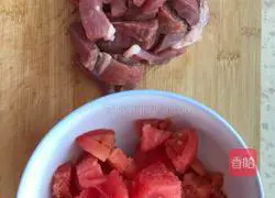 Illustration of how to make steamed noodles with dried beans 2