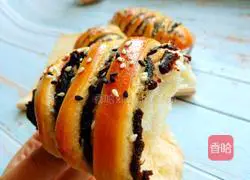 Illustration of how to make bean paste bread 12