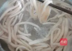 Illustration of how to make heart-warming fish noodle soup 4