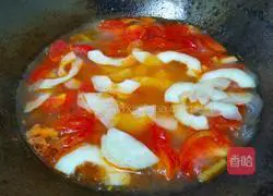 Illustration of tomato, cucumber and meat slices soup 13