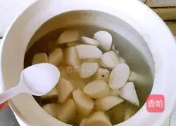 Illustration of how to make pork ribs and yam soup 9