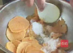 Illustration of how to make sweet potato cake 4