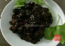 Illustration of how to make mushroom meat sauce 5