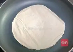 Illustration of how to make egg hand cakes 4