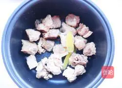 Lotus root and pork ribs soup recipe 7