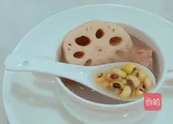 Illustration of rice, beans, lotus root and pork ribs soup 6