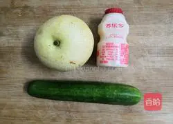 Yakult Sydney Pear Cucumber Juice Recipe Illustration 1